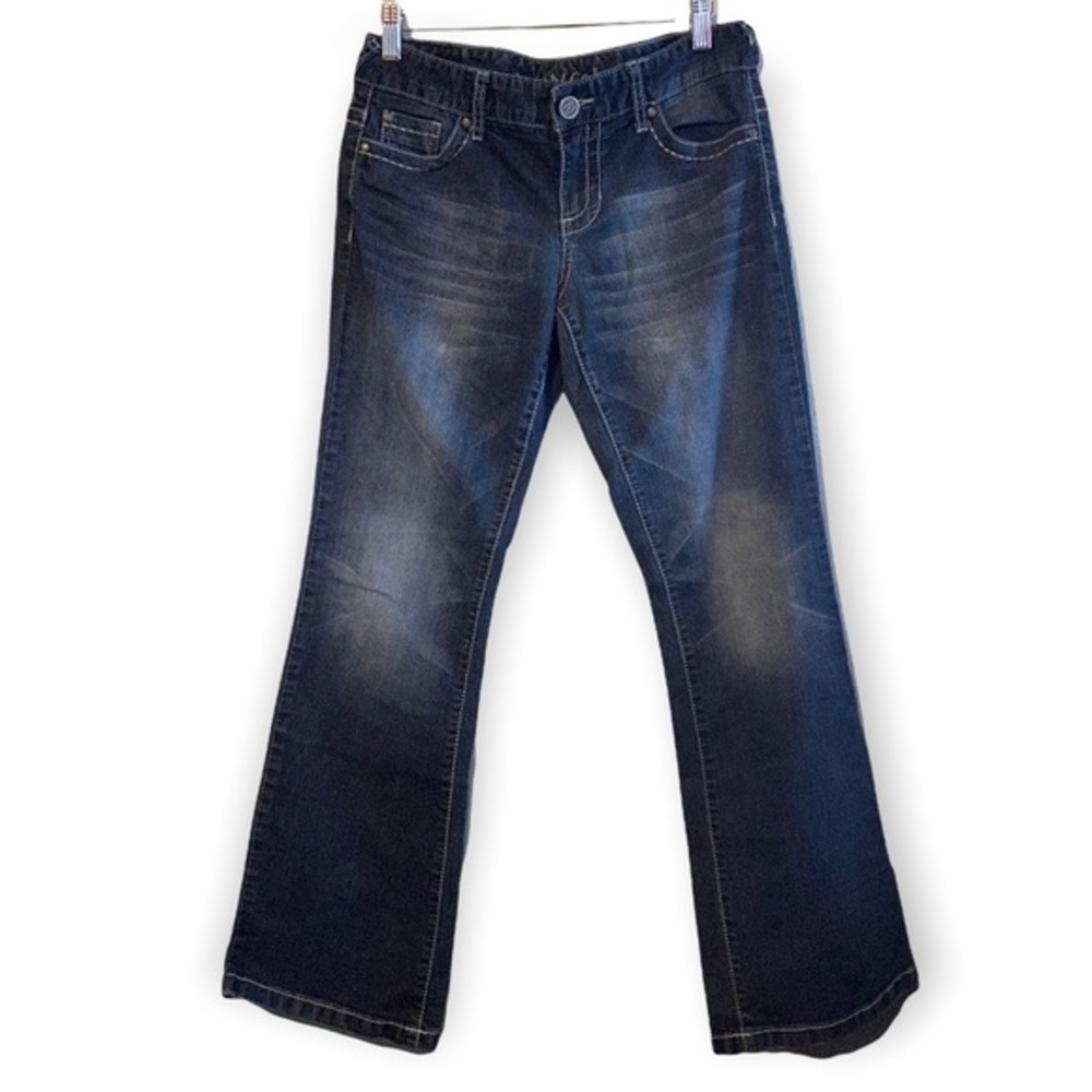 Maurices Medium Wash Mid Rise Flare Bootcut Jean Size 5
